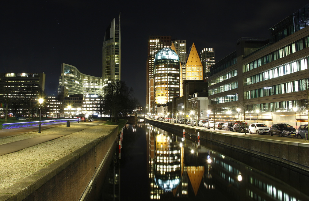 LLL Light Leading lines The Hague.jpg